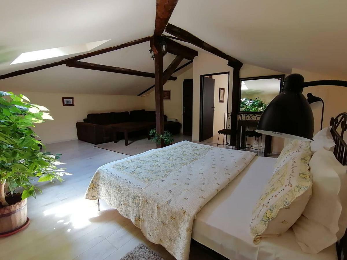Guest House Verbena Apriltsi  Eksteriør billede